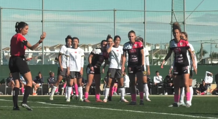  唐佳麗梅開二度、邵子欽破門，中國女足3-2擊敗Alhama俱樂部女足