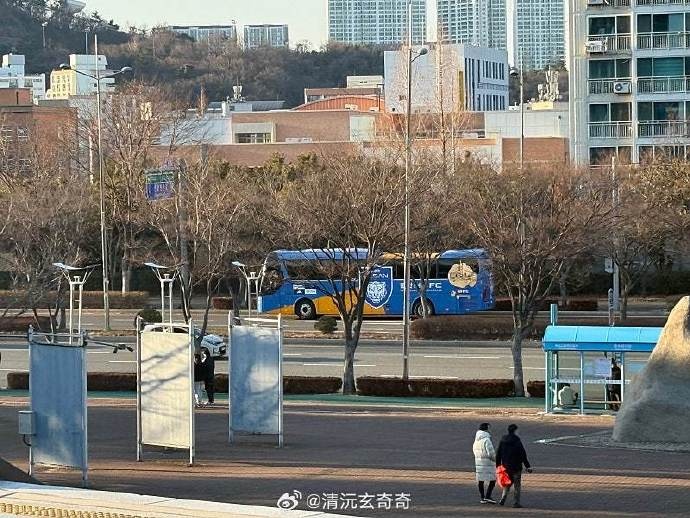  泰山隊退賽！博主：蔚山的大巴已經(jīng)抵達球場，隨后又開了回去