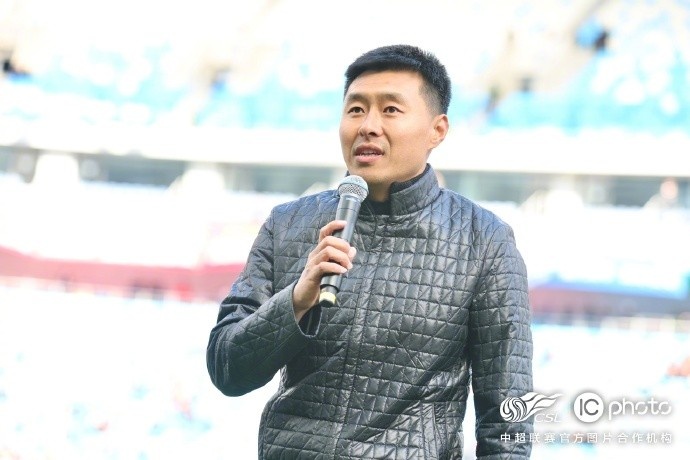  感謝姜寧和劉震理為中國(guó)足球、青島足球、青島海牛做出的貢獻(xiàn)