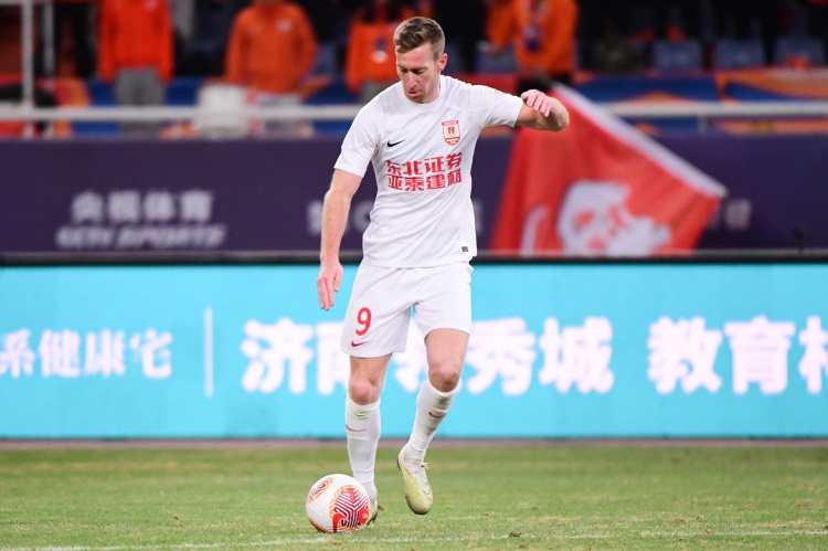  熱身賽：長春亞泰2-1青島海牛 貝里奇、奧莫伊胡安弗破門???